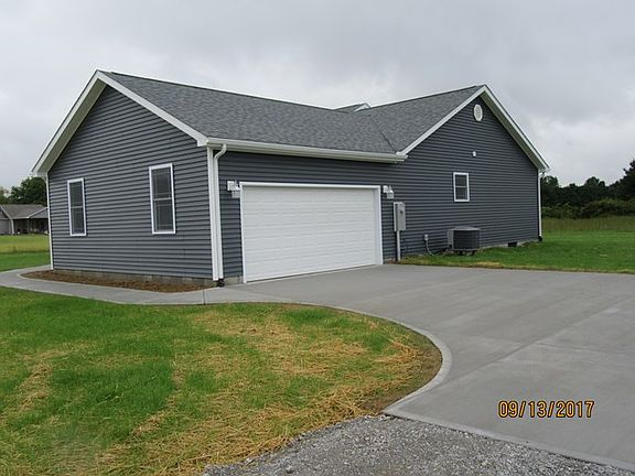 3rd image of 789 Tipton Ln