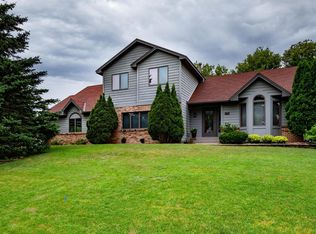 457 Preserve Path, West Saint Paul, MN 55118