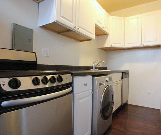 2nd image of 3341 N Marshfield Ave #3345108