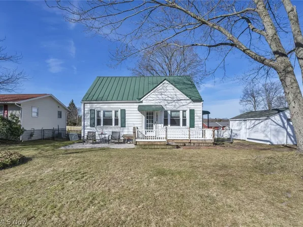 1932 Issaquah St, Cuyahoga Falls, OH 44221