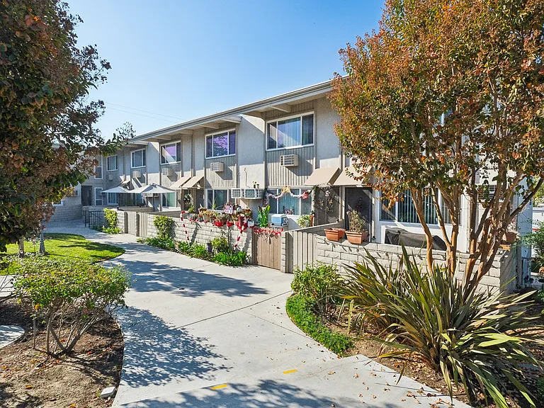 The Cliffs Apartments — Photo 31