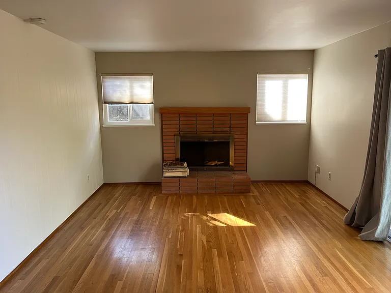 242 Luneta Dr — Photo 17