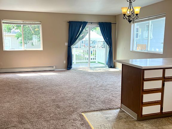 5th image of 406 S 12th St