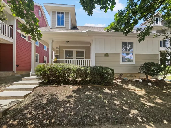 9903 Cedarcrest Dr, Aubrey, TX 76227