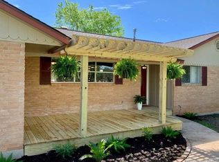 13606 Circle A Trl, Helotes, TX 78023