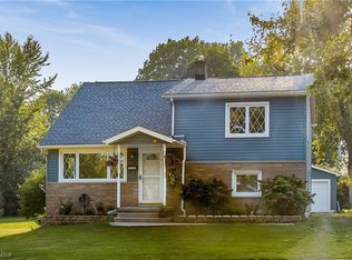 384 Warwick St, Akron, OH 44305