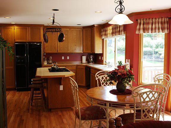 4th image of 1632 Brookmonte Dr SE