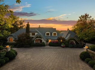 394 Larimore Valley Dr, Chesterfield, MO