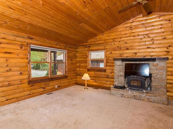 5th image of 11194 Kelly Ln