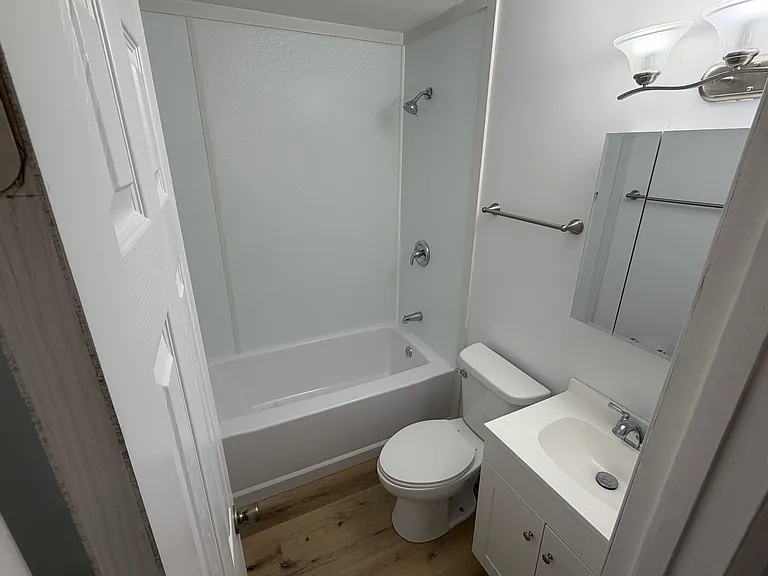 1013 Saint Paul Ln #3 — Photo 9