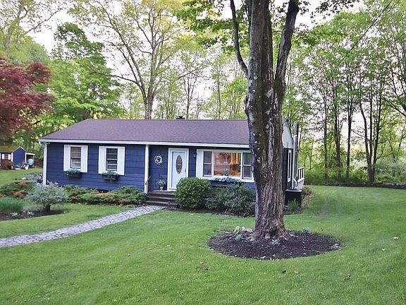 2nd image of 19 Fenwood Dr