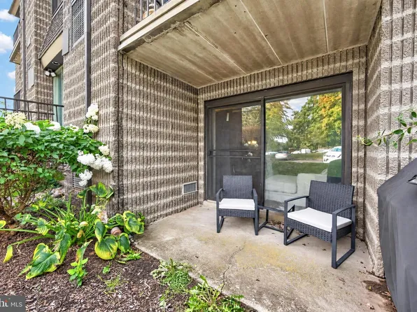 267 E Village Rd, Holland, PA 18966
