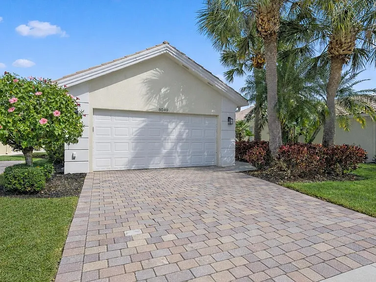 8049 Nevis Pl — Photo 4