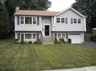 12 James St, Mine Hill, NJ 07803
