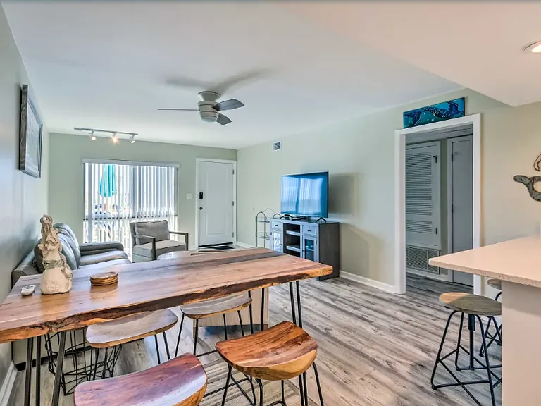 667 Nautilus Ct #105 — Photo 7