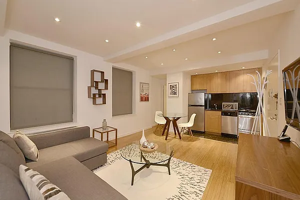 Rented by Global Realty Opportunities | media 19