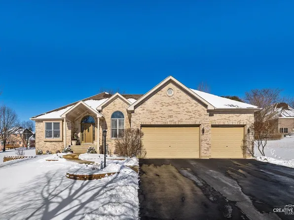 941 Lakeridge Ct, Sugar Grove, IL 60554