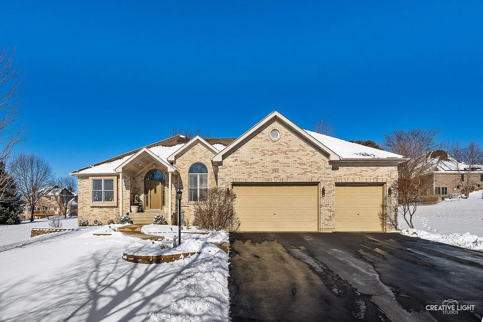 941 Lakeridge Ct photo 1