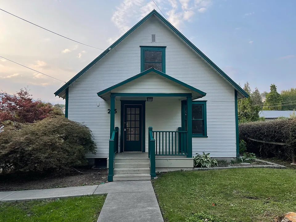 245 N Harris Ave