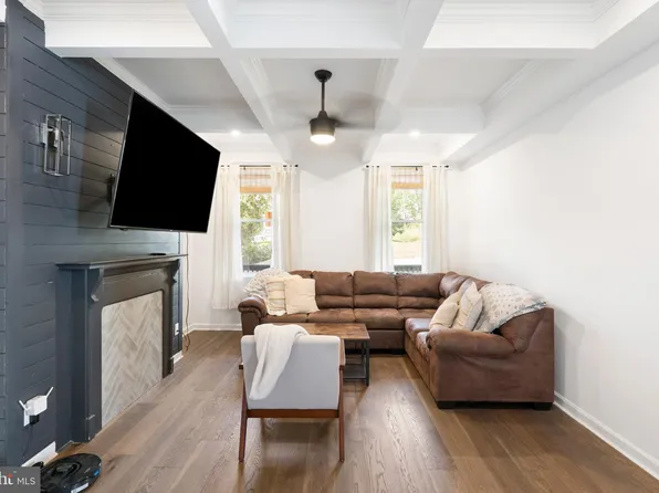 31 S Augusta Ave, Baltimore, MD 21229