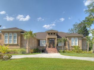 149 Riverwalk Dr, Brunswick, GA 31523