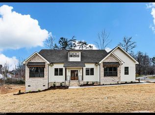 100 Crystal Crk, Randleman, NC 27317