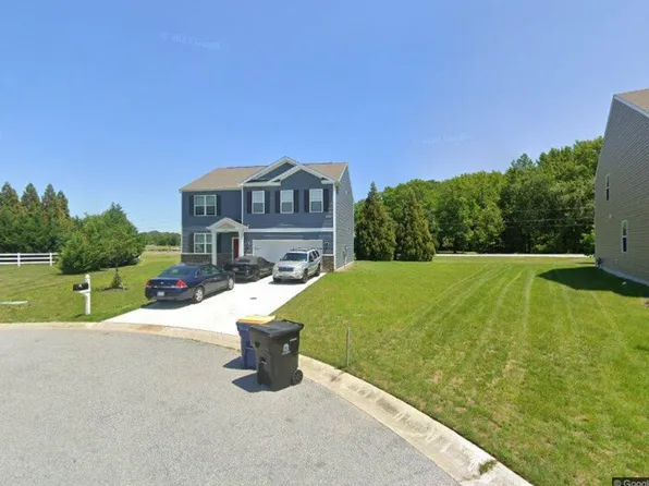 104 Amberwood Ct, Dover, DE 19901