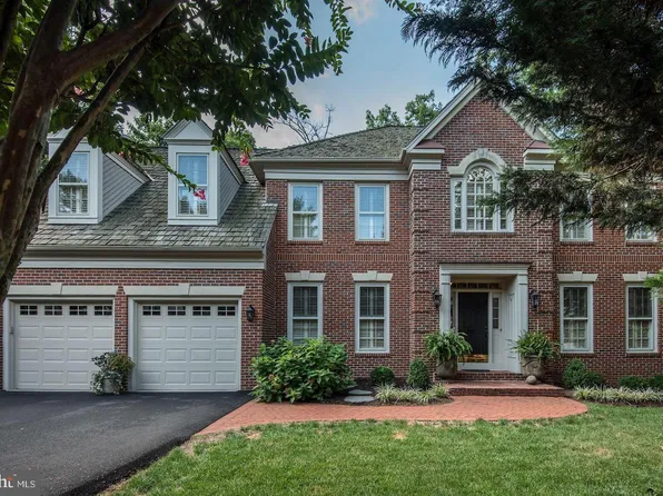 6409 Melstone Ct, Clifton, VA 20124