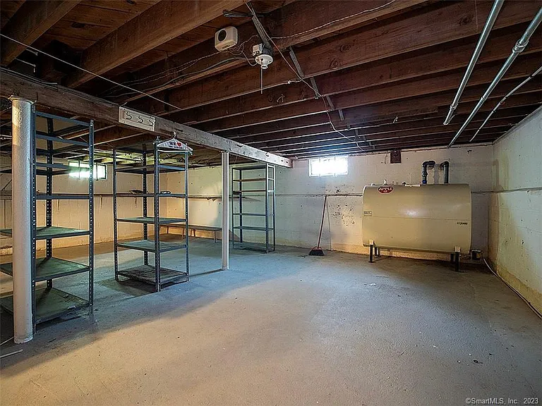 30 Seaview Ave — Photo 35