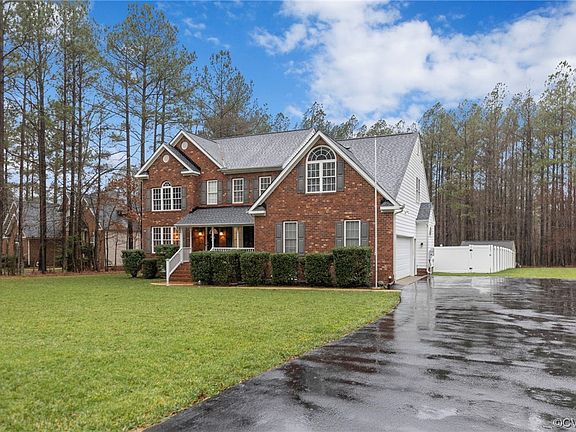 3rd image of 11930 Carters Creek Dr