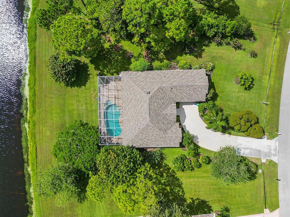 1st image of 667 SE Stow Terrace