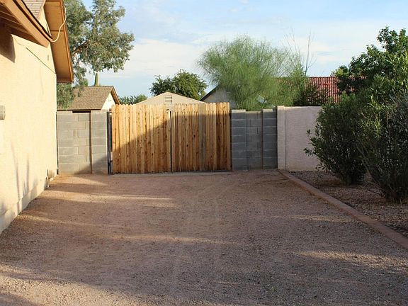 3rd image of 5527 E Carol Ave