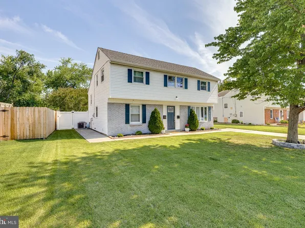 13 Marlborough Ave, Marlton, NJ 08053