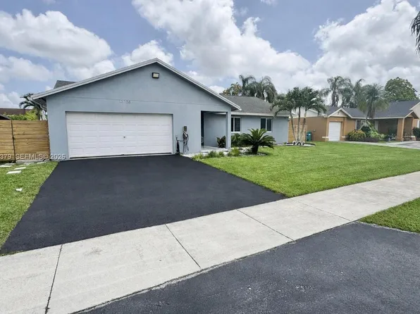13758 SW 283rd Ter, Homestead, FL 33033