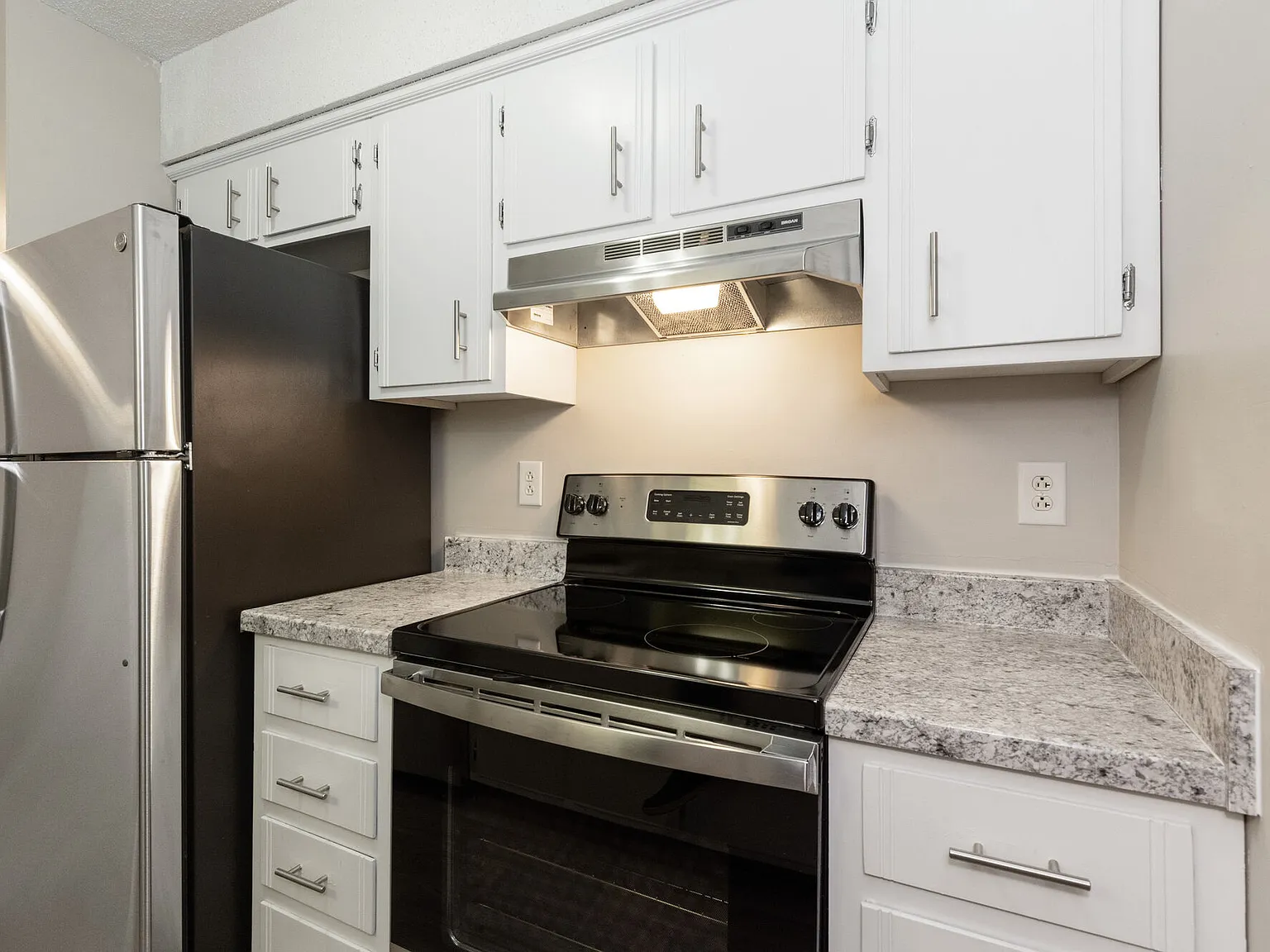 Northwoods Apartments — Photo 4