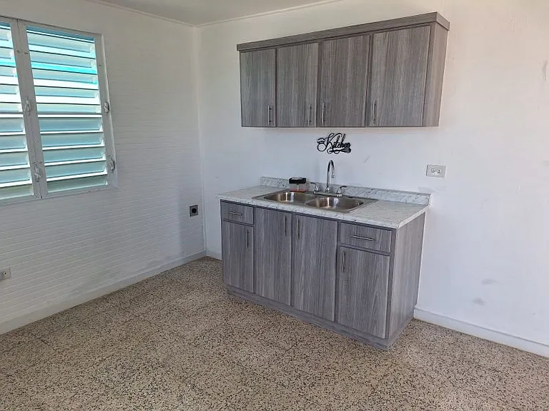 257 Calle Topacio Urb Villa Alegria — Photo 4