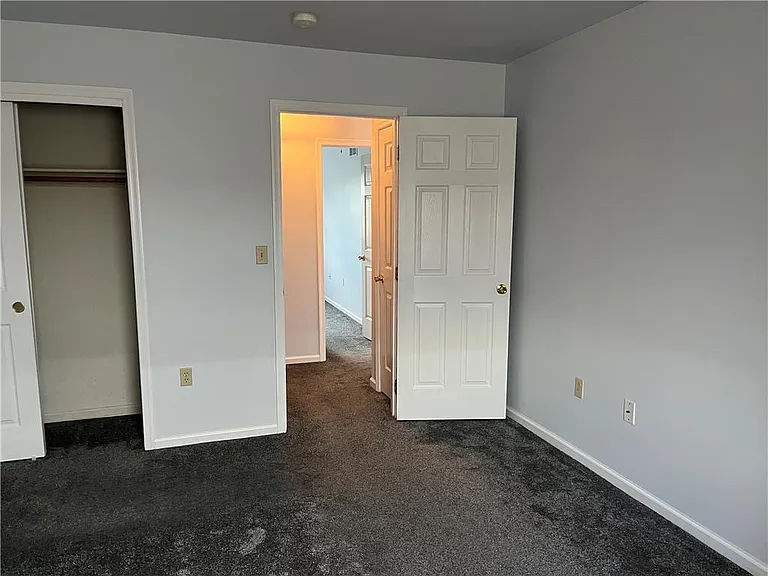 2635 Middle Way — Photo 9