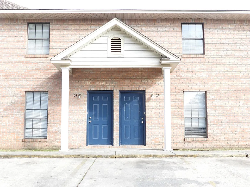 140 Magnolia Dr #23