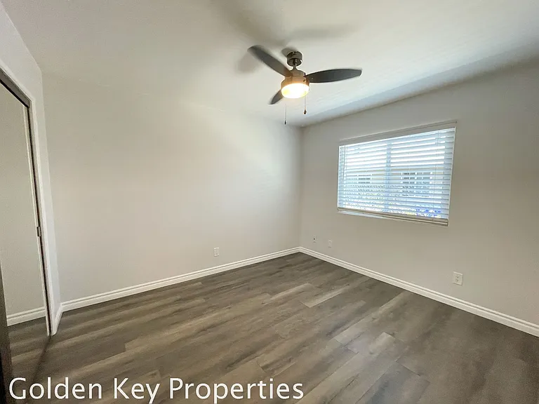 2715 Madison St #3 — Photo 7