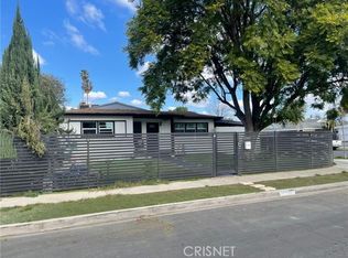 20431 Schoolcraft St, Winnetka, CA 91306