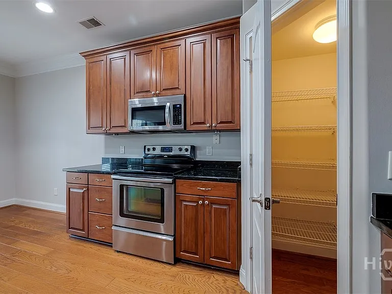 255 Durham Park Way — Photo 14