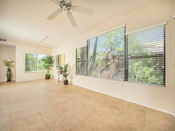 5th image of 6655 N Canyon Crest Dr Unit 21201
