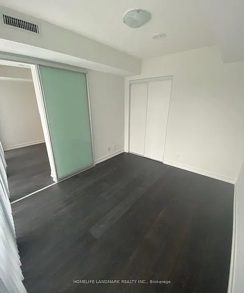 60 Shuter St #1510 — Photo 6