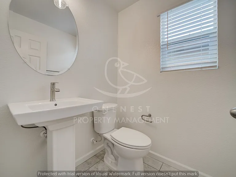 638 Valencia St — Photo 6