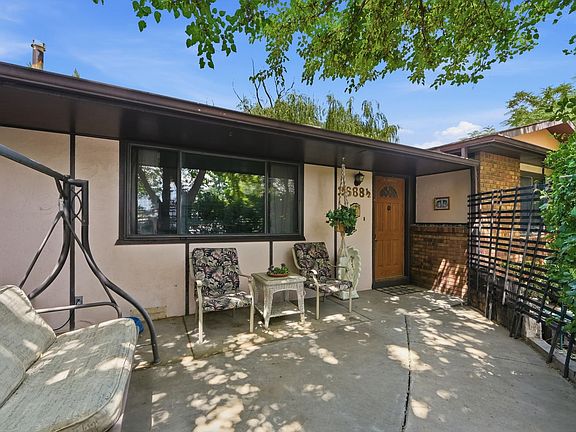 4th image of 2688 1/2 Malibu Dr