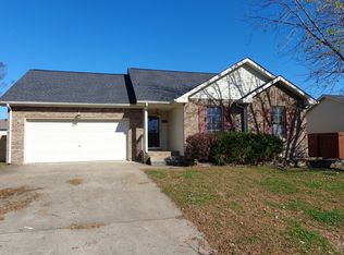 3247 S Senseney Cir, Clarksville, TN 37042