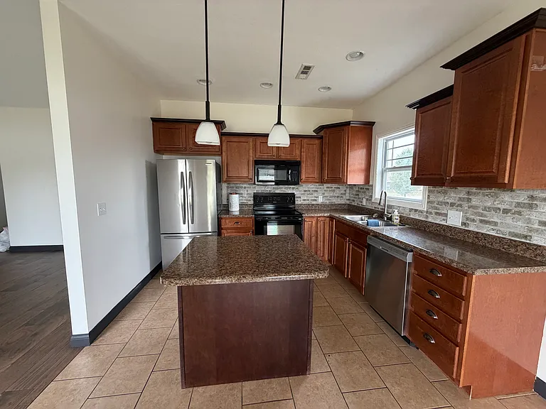 2427 Indiana Ave #1 — Photo 5