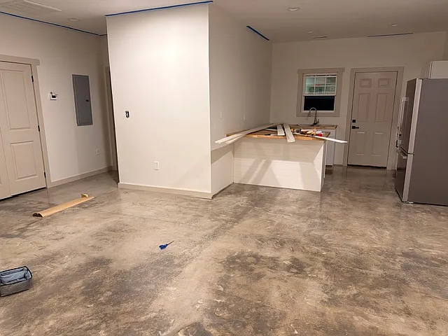884 Swearengin Rd #2 — Photo 6