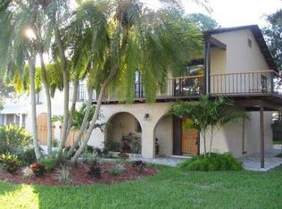 6702 Cardinal Dr S, Saint Petersburg, FL 33707