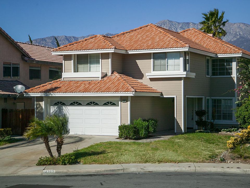 1st image of 14292 Tuolumne Ct